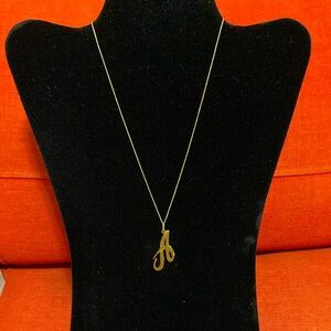 18K Gold Necklace 16”with A Pendant 2.8 Grams